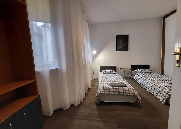 Centrum Lwowska Guest house *